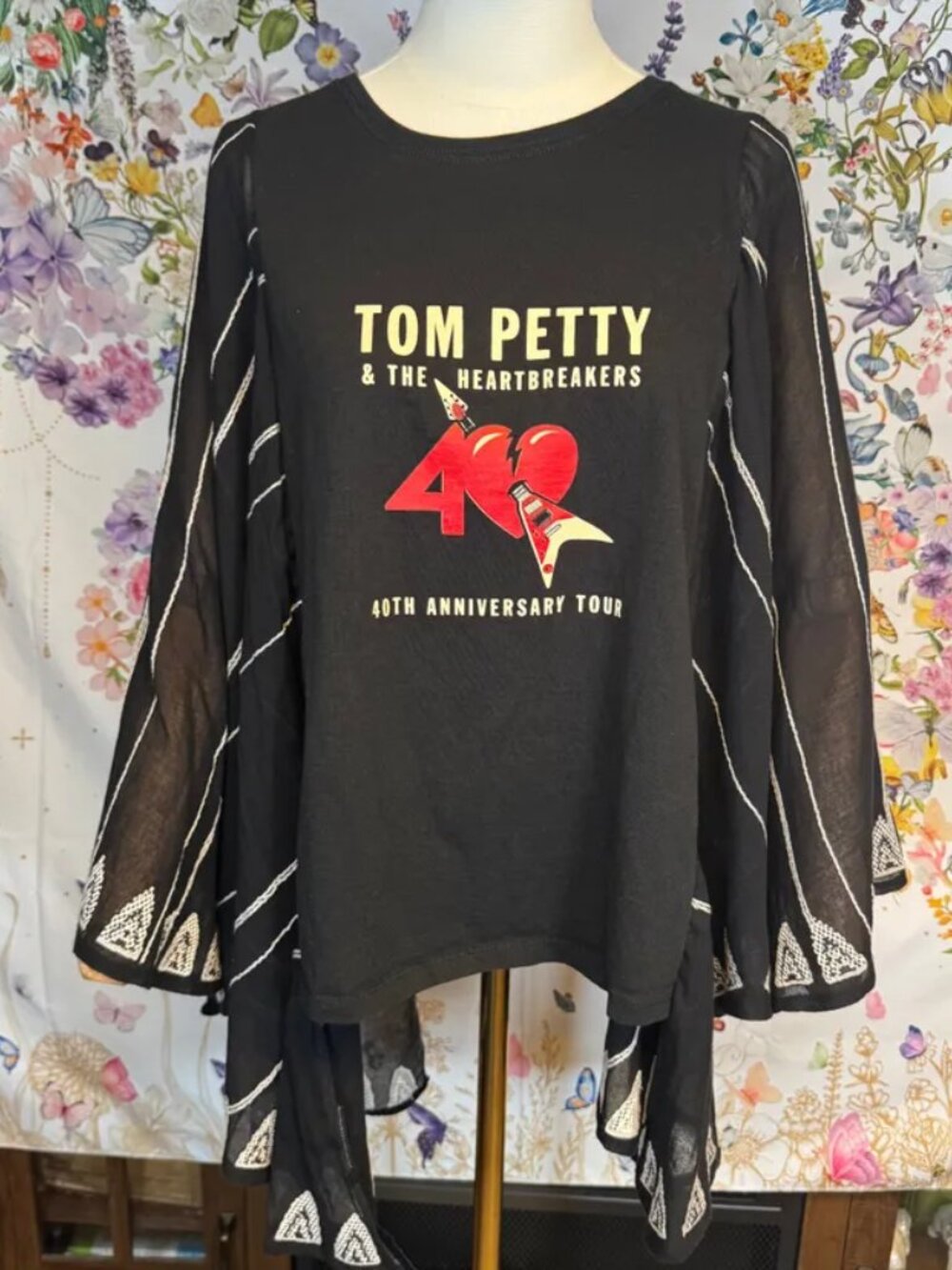 Tom Petty Upcycled Graphic T-Shirt with Flowy Blk/Wht Embroidered Sleeves OSFM